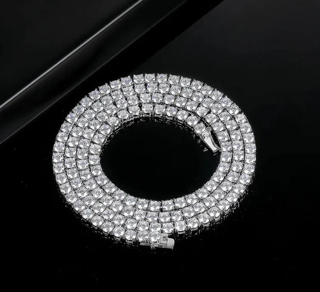 925 Silver Four-Claw Necklace